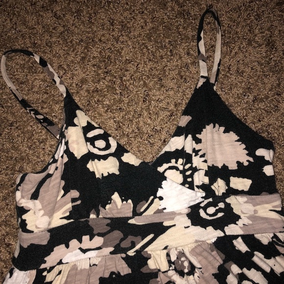 Old Navy Floral Dress - Size Small - Picture 2 of 6